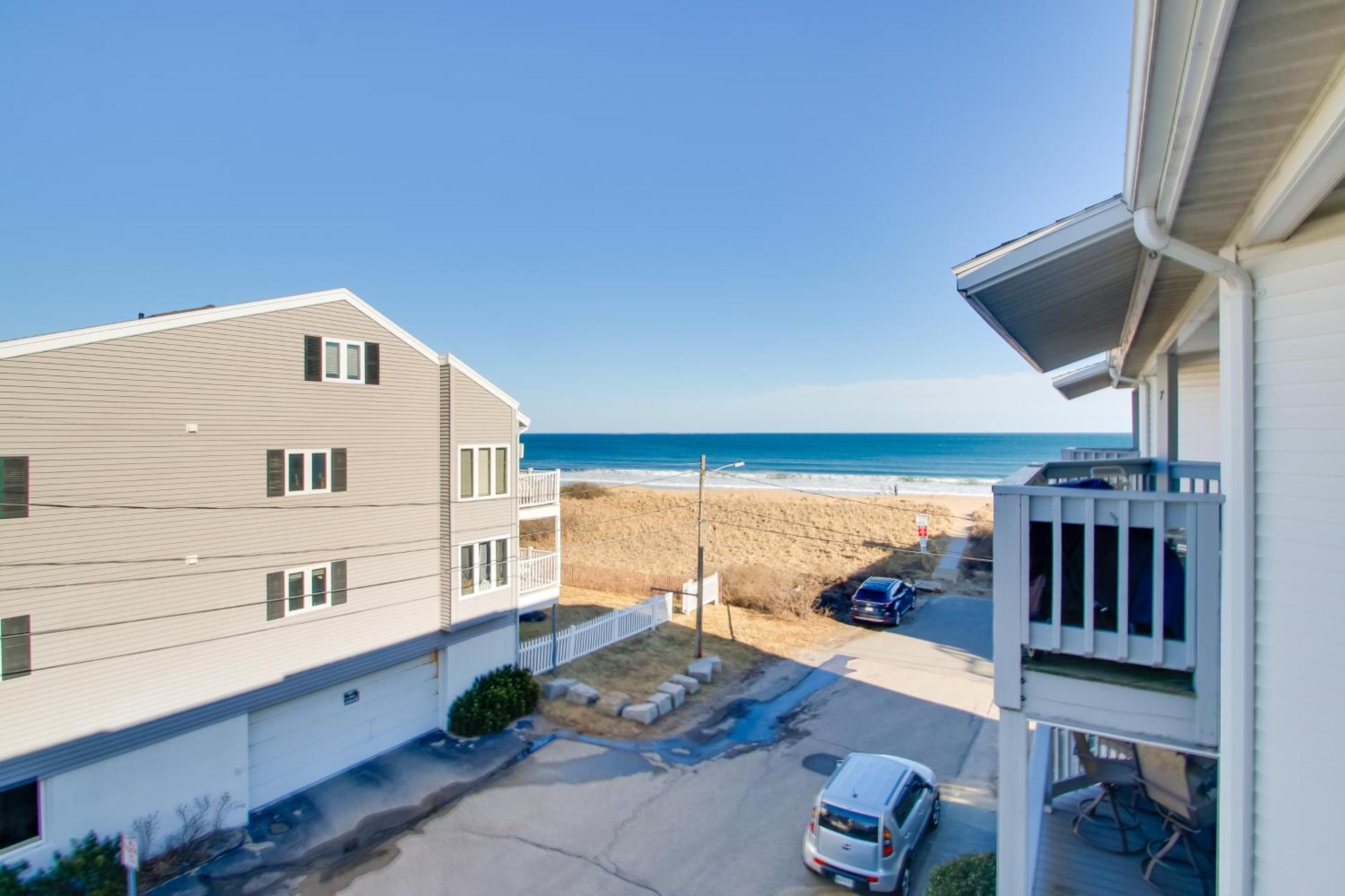 Beachfront Old Orchard Beach Condo With Balcony Kültér fotó