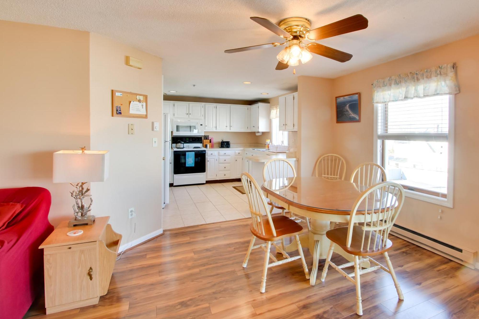 Beachfront Old Orchard Beach Condo With Balcony Kültér fotó