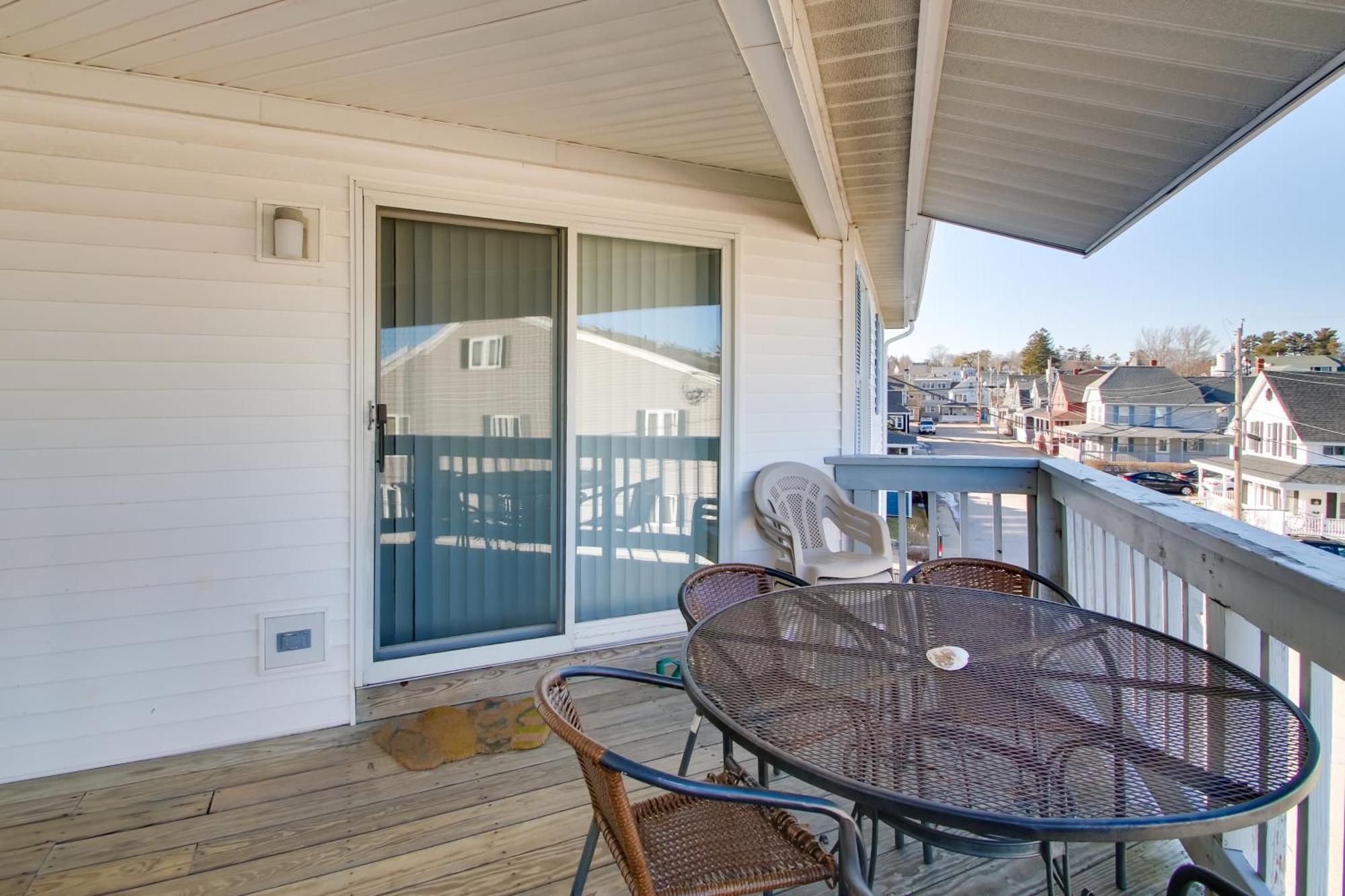 Beachfront Old Orchard Beach Condo With Balcony Kültér fotó
